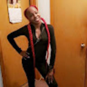 Meet your Posher, Ebony